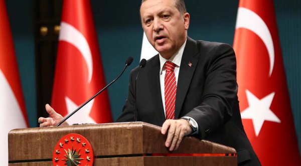 Ο Ερντογάν αμφισβητεί τη Συνθήκη της Λωζάνης και θέτει ρητά θέμα συνόρων