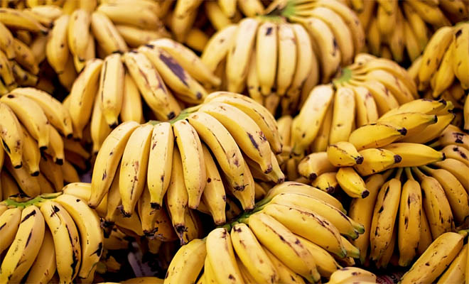 ΣΟΚ σε πασίγνωστη αλυσίδα σούπερ μάρκετ! Δείτε τι θανατηφόρο βρέθηκε σε μπανάνες! [Εικόνες]