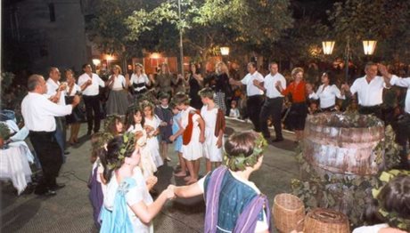 «Κουρήτος»: 13 χρόνια γιορτή αμπέλου και κρασιού στο Ροδολίβος Σερρών
