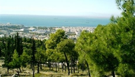 «Ομπρέλα» προστασίας το Σέιχ Σου για τη Θεσσαλονίκη