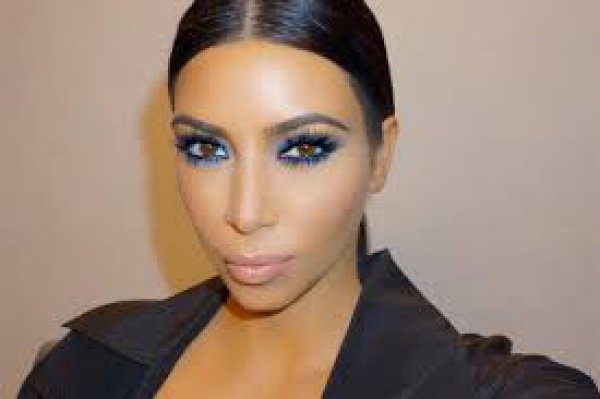 Αυτή η εμφάνιση της Kim Kardashian «σβήνει» όλες τις άλλες!