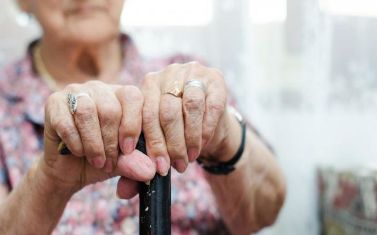 Με τροχαία, βλάβες και λίρες εξαπατούν ηλικιωμένους μέσω τηλεφώνου