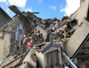 Νέο σοκ στην Ιταλία: Πανίσχυρος σεισμός κοντά στα 7 Ρίχτερ!