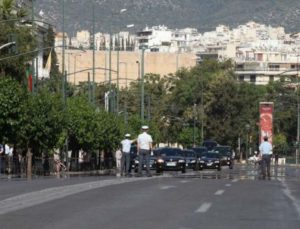 Μεγάλη προσοχή: Κλείνουν αρκετοί δρόμοι στην Αθήνα – Τεράστια ταλαιπωρία για τους οδηγούς
