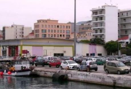 Το Λιμεναρχείο Πατρώνπροειδοποιεί: Πρόστιμα για όσους παρκάρουν στο παλιό λιμάνι