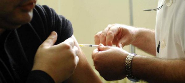 Ξεκίνησε ο εμβολιασμός για την εποχική γρίπη -Τι πρέπει να γνωρίζετε