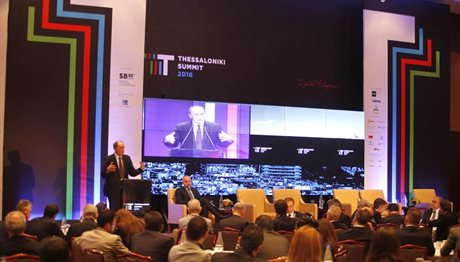 Σταθάκης στο Thessaloniki Summit – Ανάπτυξη με ρυθμό 2,5%-3% το 2017