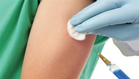 Υπ. Υγείας: Ο εμβολιασμός στα Κέντρα Φιλοξενίας προχωρά κανονικά