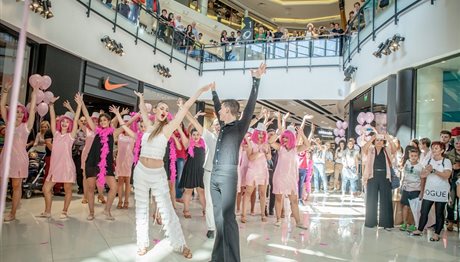 Θεσσαλονίκη: Ένα Pink Fashion Show σήμερα στο One Salonica!