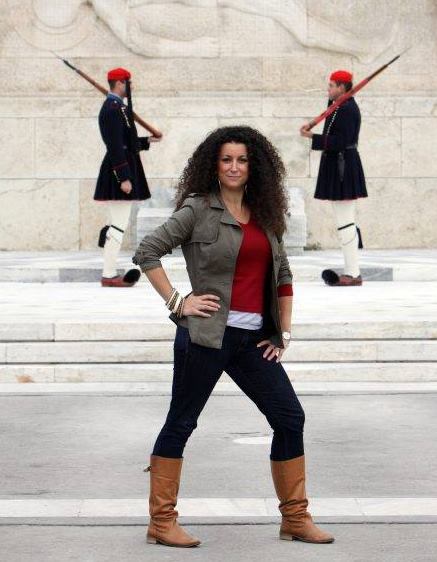 Κατερίνα Βρανά: Μια Ελληνίδα στους ημιτελικούς του παγκόσμιου διαγωνισμού κωμωδίας «Το Πιο Αστείο Άτομο Στον Κόσμο»
