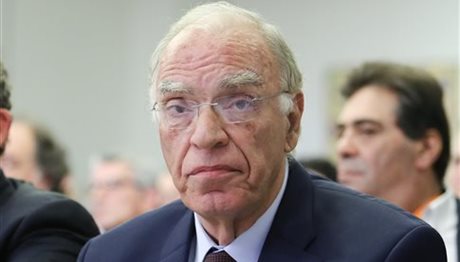 Β. Λεβέντης: «Θα έκοβα άλλα 200 ευρώ από συντάξεις για τις ένοπλες δυνάμεις»
