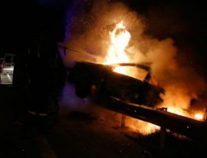 Φρικτό τροχαίο στην Εθνική Οδό! 24χρονη κάηκε ζωντανή μέσα στο ΙΧ! (Πολύ σκληρές εικόνες)