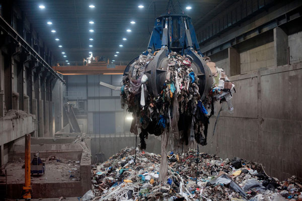 Η Σουηδία κάνει τόσο καλή ανακύκλωση που εισάγει σκουπίδια!