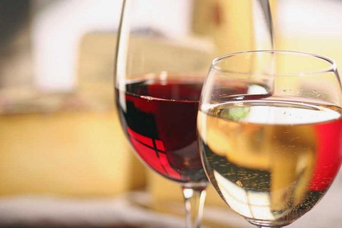 48 βουλευτές της ΝΔ ζητούν την κατάργηση του ΕΦΚ στο κρασί