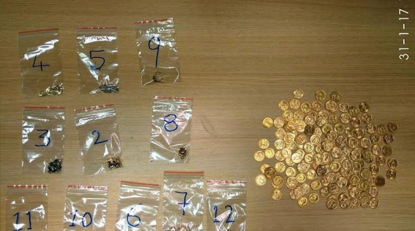 Λέσβος: Δυο ανήλικοι και ένας 27χρονος έκλεψαν λίρες αξίας 40.000 ευρώ
