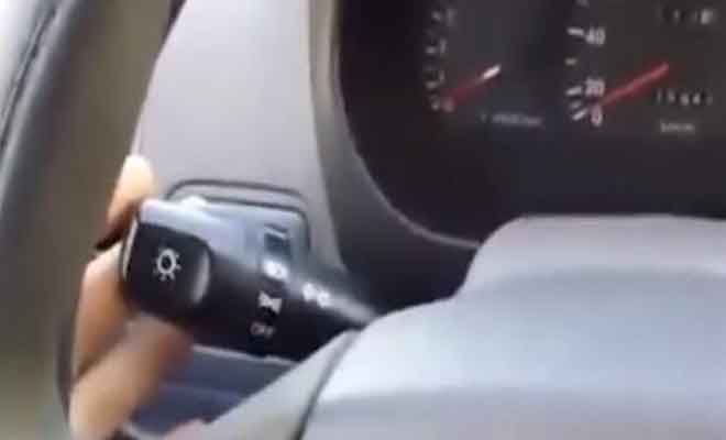 Κλαίει από το γέλιο το Διαδίκτυο – Κρητικός οδηγός εξηγεί τη λειτουργία των φλας στο αυτοκίνητο! [Βίντεο]