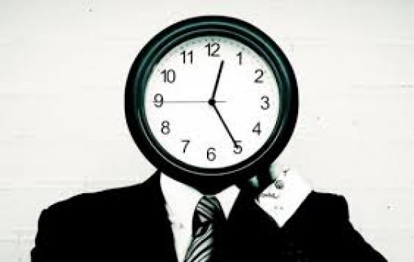 Γιατί η αλλαγή της ώρας μπορεί να «ζορίσει» τον οργανισμό μας