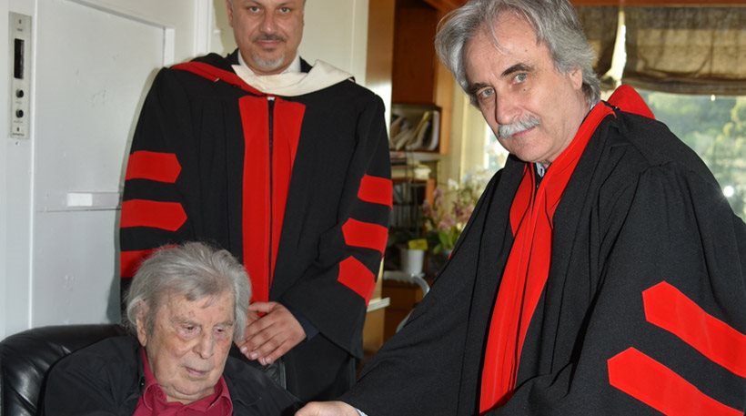Επίτιμος Διδάκτορας του Ευρωπαϊκού Πανεπιστημίου Κύπρου ο Μίκης Θεοδωράκης