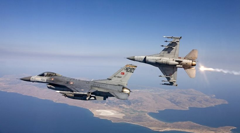 Υπέρπτηση τουρκικών μαχητικών πάνω από δύο ελληνικά νησιά