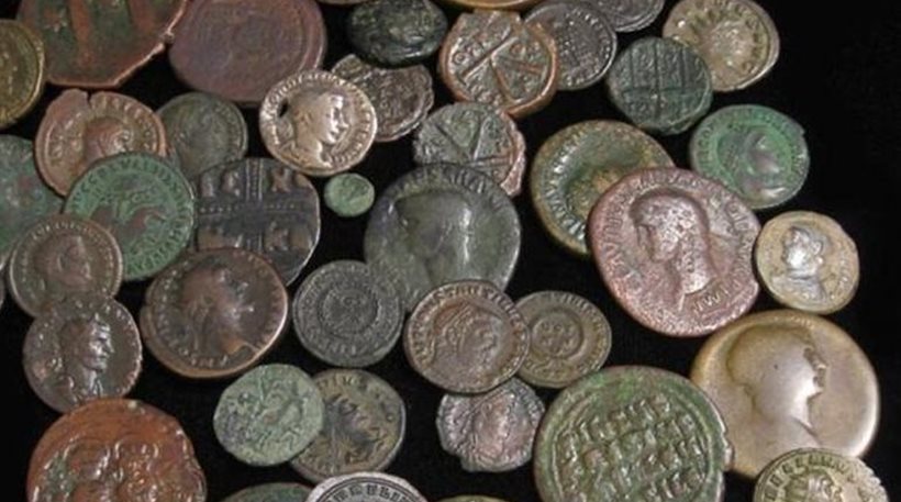 Κρήτη: Χειροπέδες για τη συλλογή αρχαίων – Και τι δε βρέθηκε στην κατοχή τους!