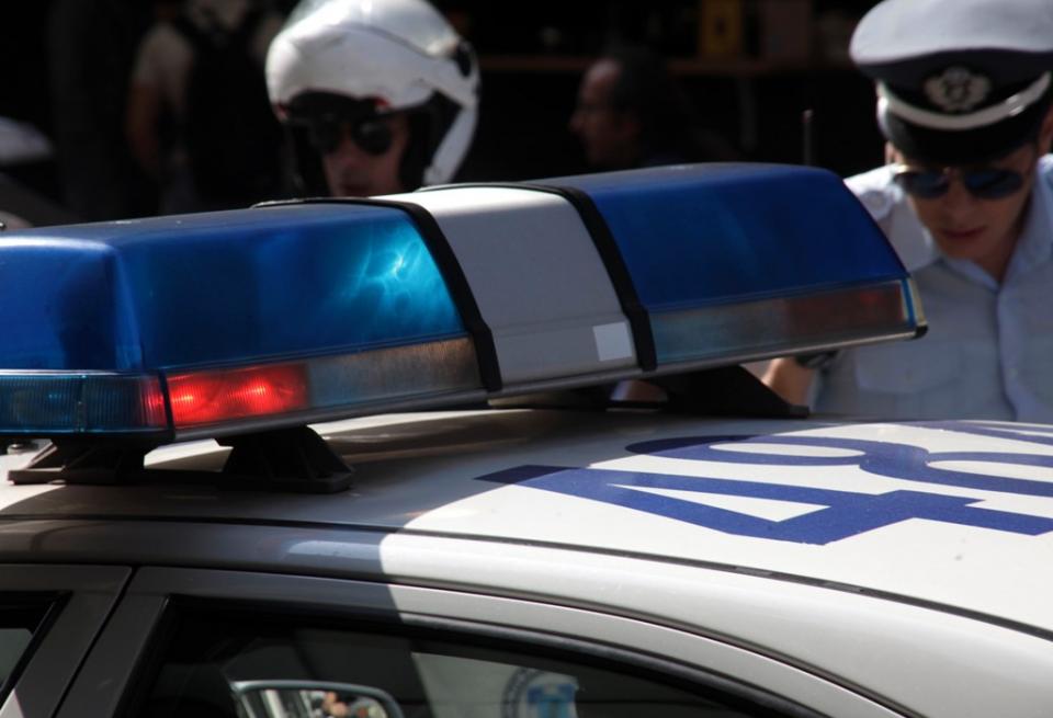 Αστυνομικοί τραυματίστηκαν από επίθεση Ρομά στη Λάρισα