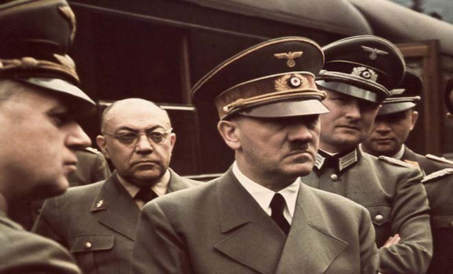 Πράκτορας της CIA αποκαλύπτει και σοκάρει: Ο Χίτλερ δεν αυτοκτόνησε!! Η αλήθεια είναι εντελώς διαφορετική… [Εικόνες]