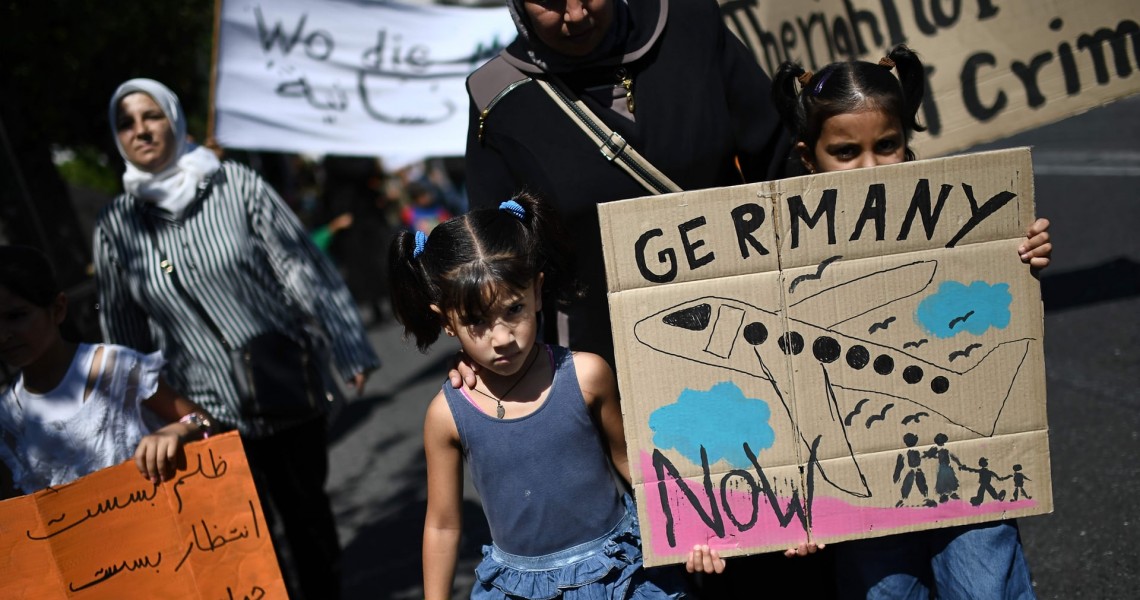 Guardian: Ξεκινά η διαδικασία επιστροφής προσφύγων στην Ελλάδα