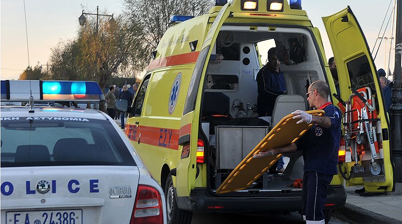 Λαμία: Φορτηγό παρέσυρε οδηγό του ΚΤΕΛ – Σε σοβαρή κατάσταση ο τραυματίας