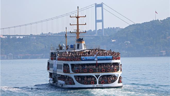 Η Τουρκία απαγόρευσε στα τουριστικά πλοία να προσεγγίζουν τα ελληνικά νησιά