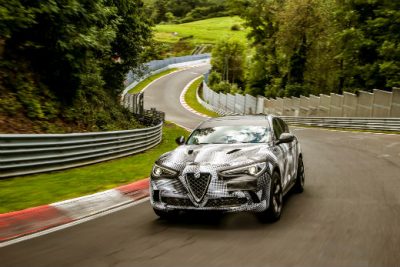 Η Alfa Romeo Stelvio Quadrifoglio το πιο γρήγορο SUV στο Nürburgring (ΒΙΝΤΕΟ)