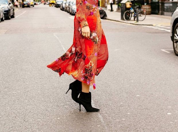 Τα booties της Olivia Palermo είναι αυτά που πρέπει να έχεις στη φθινοπωρινή σου συλλογή