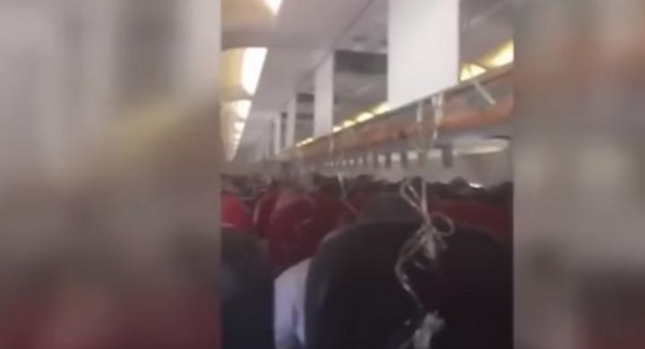 Τρόμος στον αέρα: Αεροσκάφος έκανε βουτιά 20.000 ποδών [βίντεο]
