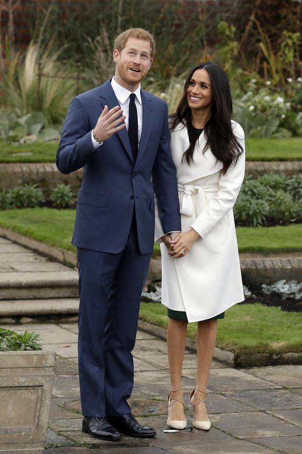 Τι φόρεσε η Meghan Markle στην επίσημη ανακοίνωση των αρραβώνων της με τον πρίγκιπα Harry