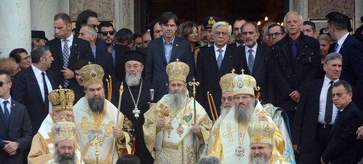Παυλόπουλος: Η οικογένεια και η Εκκλησία κρατάνε την Ελλάδα όρθια