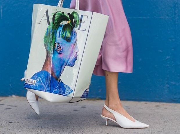 Kitten heels: Τα παπούτσια που θα κατακτήσουν το street style αυτή τη σεζόν