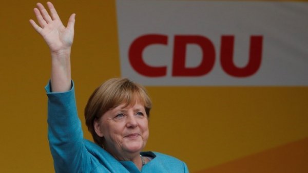 Άρχισαν οι διερευνητικές συνομιλίες για τον σχηματισμό κυβέρνησης στη Γερμανία- Αισιόδοξη η Μέρκελ