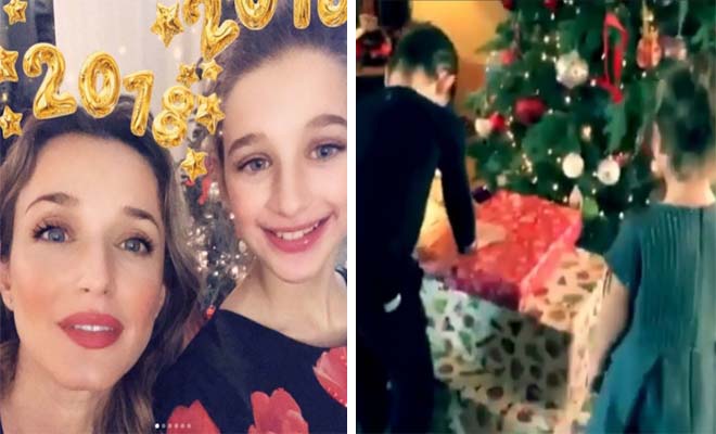 Η Κάτια Ζυγούλη ανέβασε βίντεο με τα παιδιά της να ξετυλίγουν τα δώρα κάτω από το χριστουγεννιάτικο δέντρο
