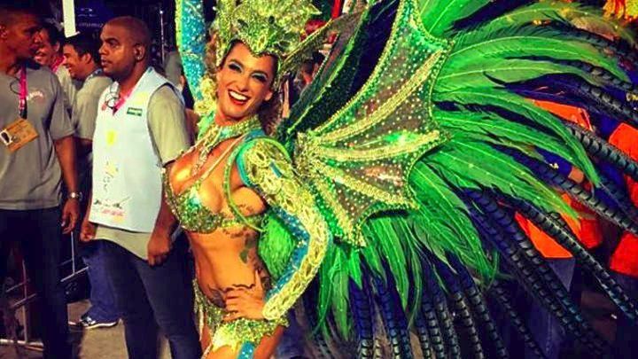 Μία Βρετανίδα επικεφαλής χορεύτρια στο Καρναβάλι του Ρίο