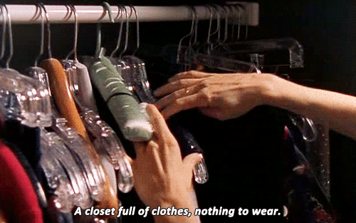 Πέντε tips αποθήκευσης για να τακτοποιείς τα ρούχα σου εκτός ντουλάπας