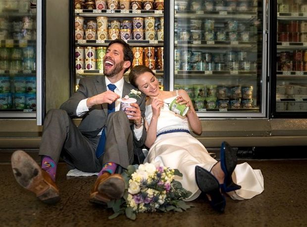 Έγιναν viral γιατί παντρεύτηκαν σε σούπερ μάρκετ. Καμία εκκλησία