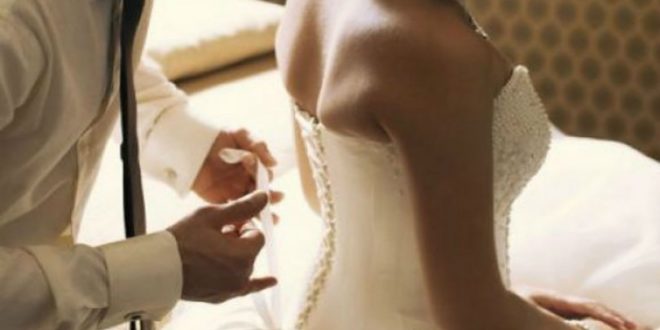 Ναύπακτος: Ο γαμπρός »κούφανε» τους καλεσμένους – Η νύφη σε πελάγη ευτυχίας [vid]