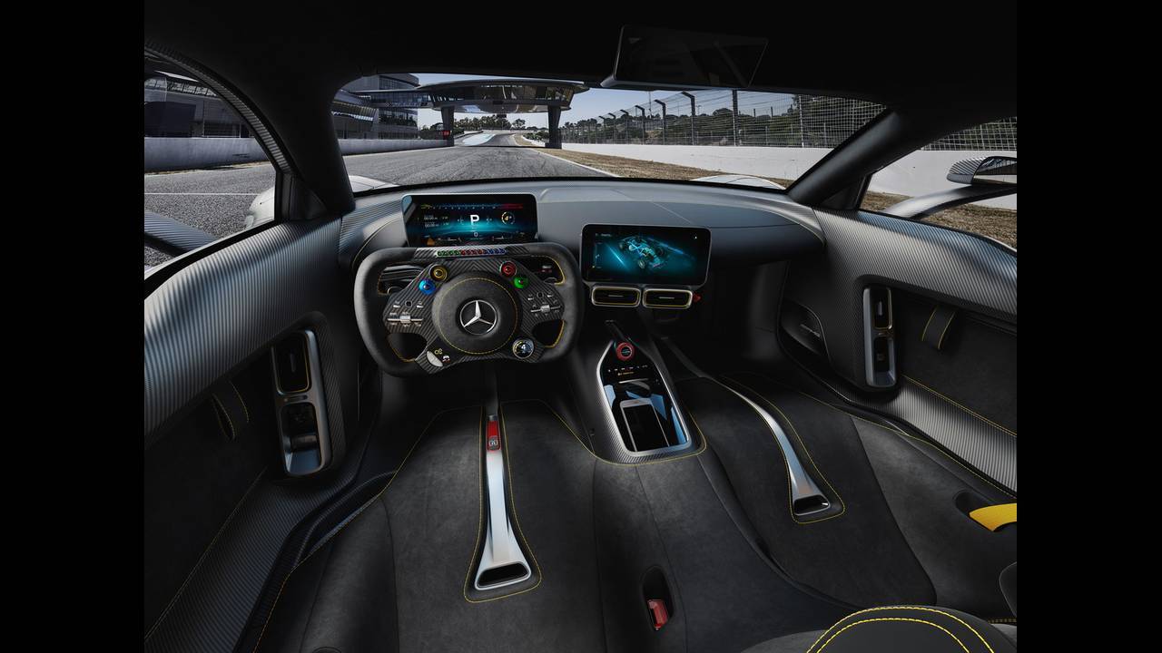 Η υβριδική–ηλεκτρική Mercedes,AMG Project ONE,ταξίδεψε στην πιο μοντέρνα πίστας της Κορέας