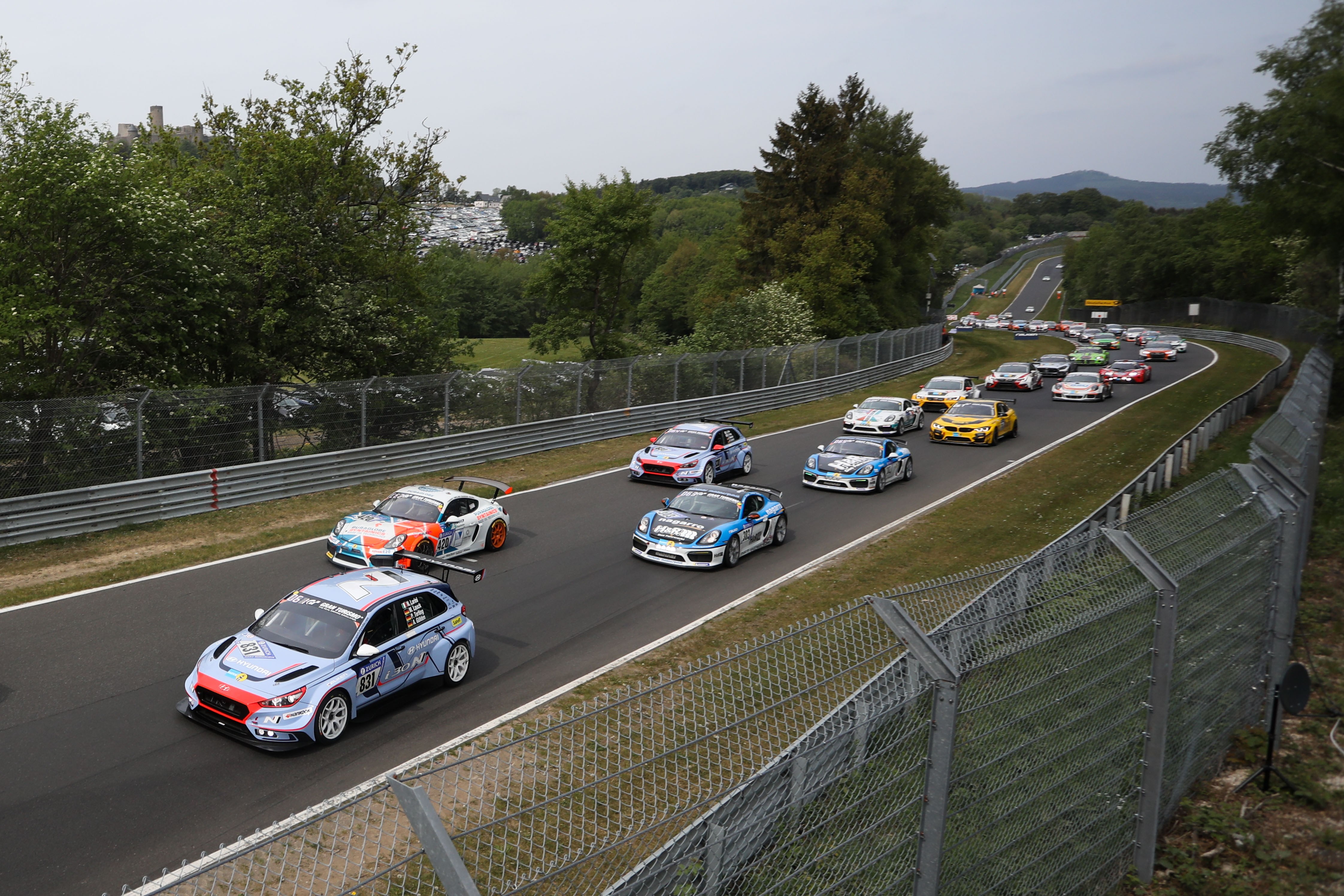 Το Hyundai i30 N TCR στην πρώτη του εμφάνιση στο βάθρο του αγώνα 24ωρών στο Νürburgring