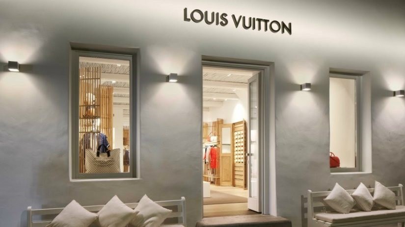 Η Louis Vuitton Μυκόνου έστελνε τις εισπράξεις κατευθείαν στην Ελβετία μέσω POS