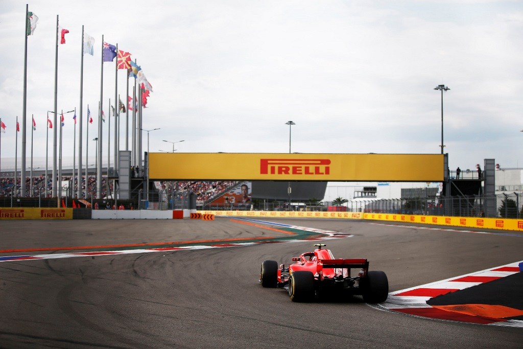 Με στρατηγική μιας αλλαγής ελαστικών κέρδισε ο Hamilton στο ρωσικό Grand Prix