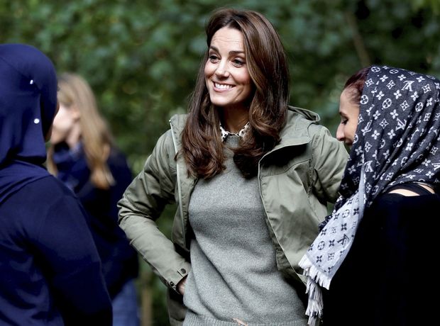 Η Kate Middleton επιστρέφει μετά την εγκυμοσύνη, φορώντας το πιο άνετο Zara παντελόνι