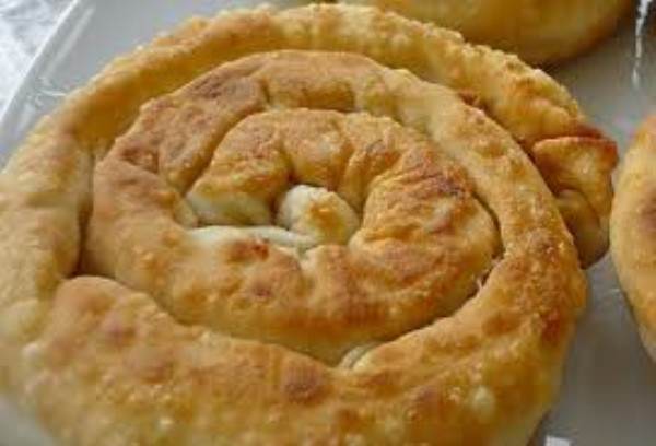 Αγαπημένες παραδοσιακές πίτες από τη Μαμά Ελλάδα