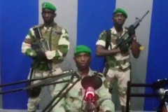 Συνελήφθη ο επικεφαλής των πραξικοπηματιών στην Γκαμπόν