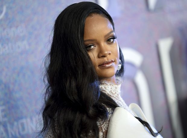 Φήμες θέλουν την Rihanna να ετοιμάζει το δικό της πολυτελές fashion brand