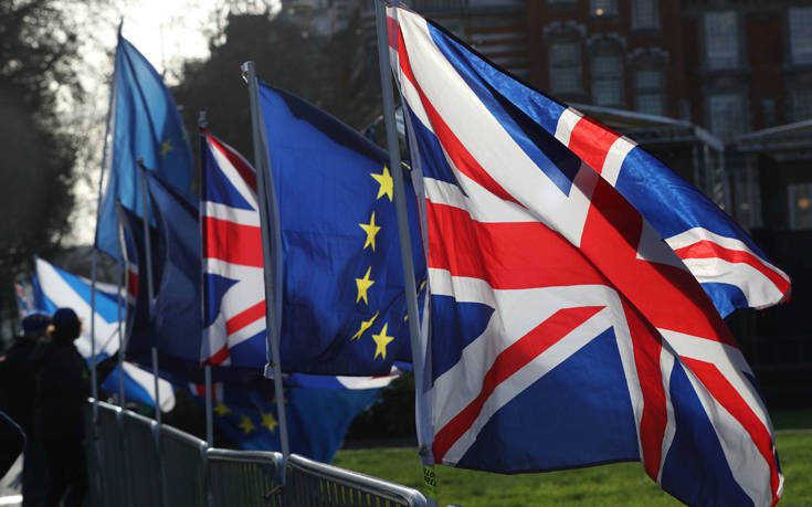 «Βιαστείτε» το μήνυμα της Γαλλίας στη Βρετανία για το Brexit